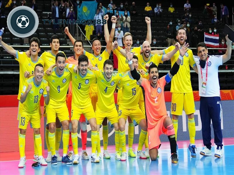 Đội tuyển bóng đá Kazakhstan đang là tâm điểm được người hâm mộ quan tâm