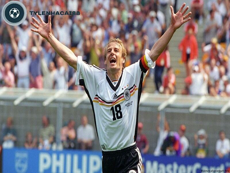 Jürgen Klinsmann là tay săn bàn hàng đầu của đội tuyển Đức