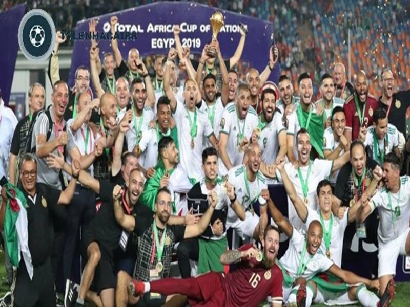 Quá trình phát triển của đội tuyển bóng đá Algeria