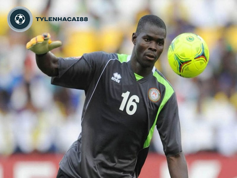 Thủ môn xuất sắc Kassaly Daouda của đội tuyển bóng đá Niger